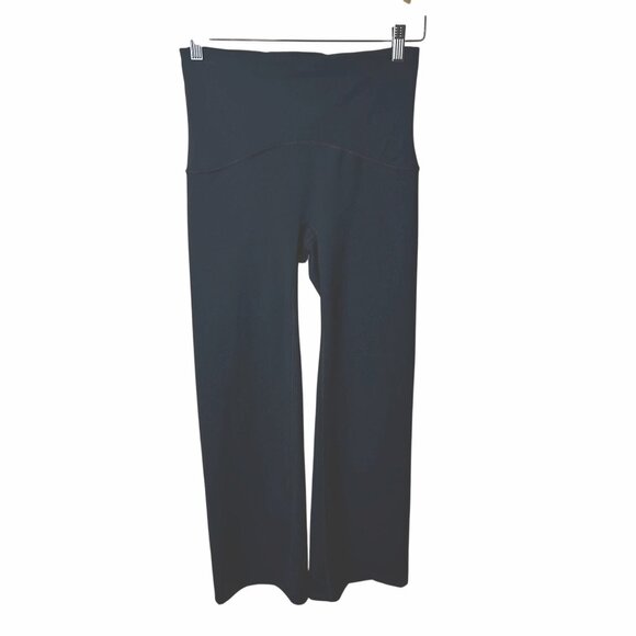 SPANX Booty Boost Yoga Flare Pant Black Sculpting High Rise Stretch Activewear M - Picture 3 of 7